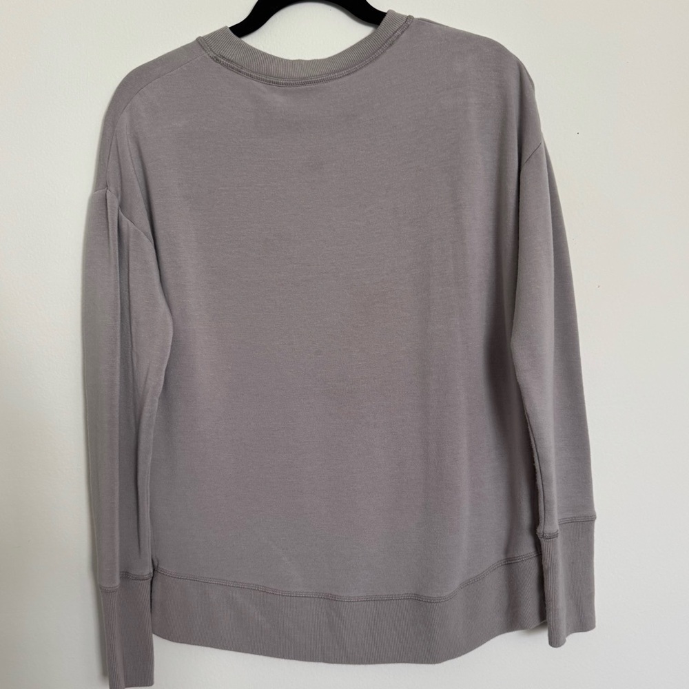 Athleta Coaster Luxe Crewneck Sweatshirt Light Purple Super Soft Oversized XS - Picture 5 of 8